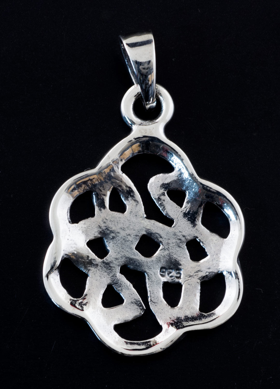 Pendentif nœud de Dara infini en argent 925 – Bijou celtique symbole de force et de sagesse