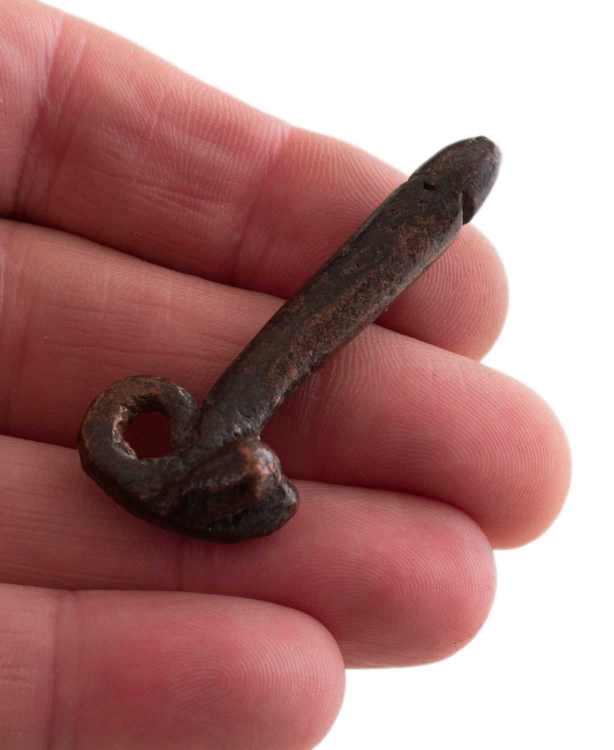 Porte-Clé Zizi En Laiton – Cadeau Original Du Cameroun