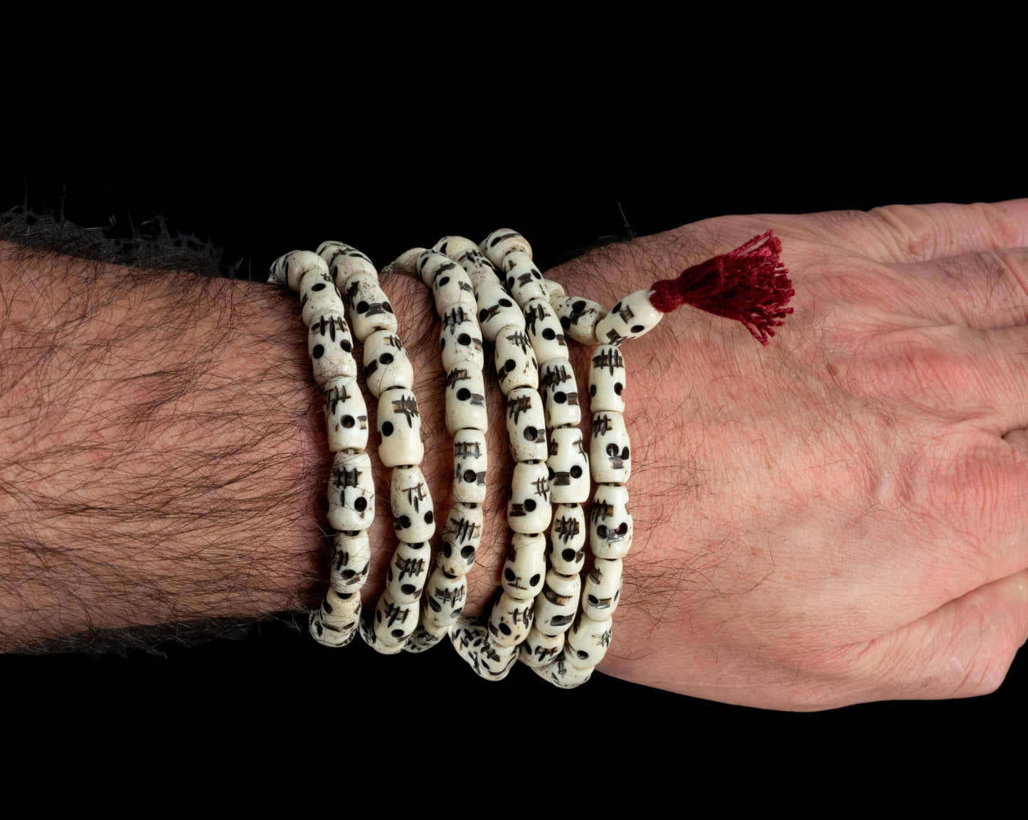 Collier Têtes de Mort en Os de Bovin – Mala Bouddhiste Artisanal du Népal