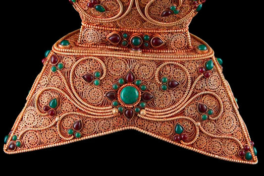 Grand Kapala Crâne Tibétain avec Support – Cuivre et Cristal de Roche, Artisanat Népalais