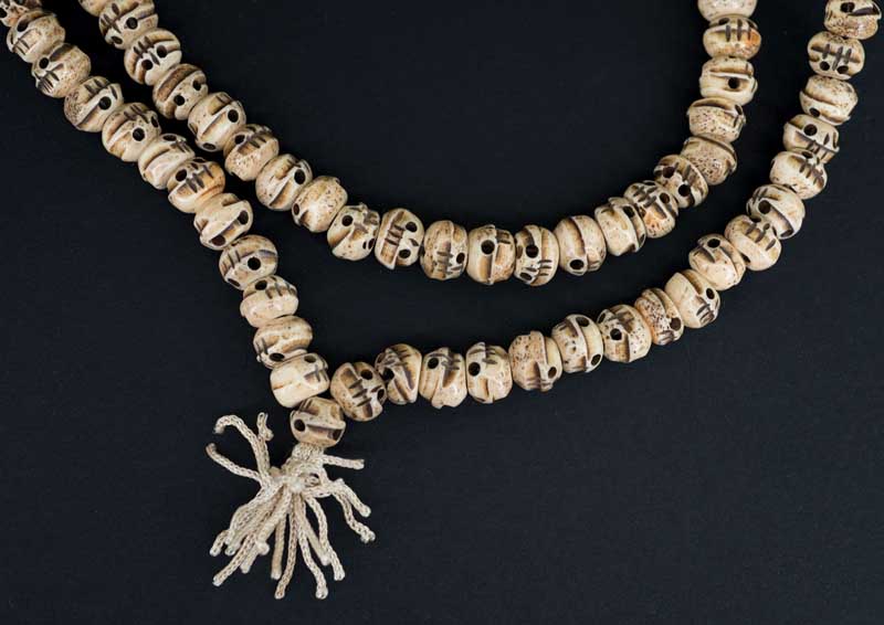 Chapelet Mala Tibétain Kapala Tête De Mort En Os – Perles Sculptées Beige