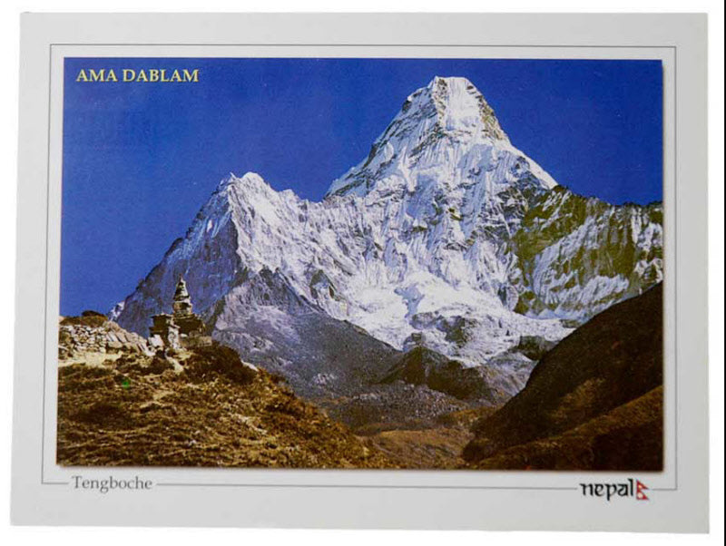 Carte Postale Mont Ama Dablam – Paysage Emblématique de l’Himalaya