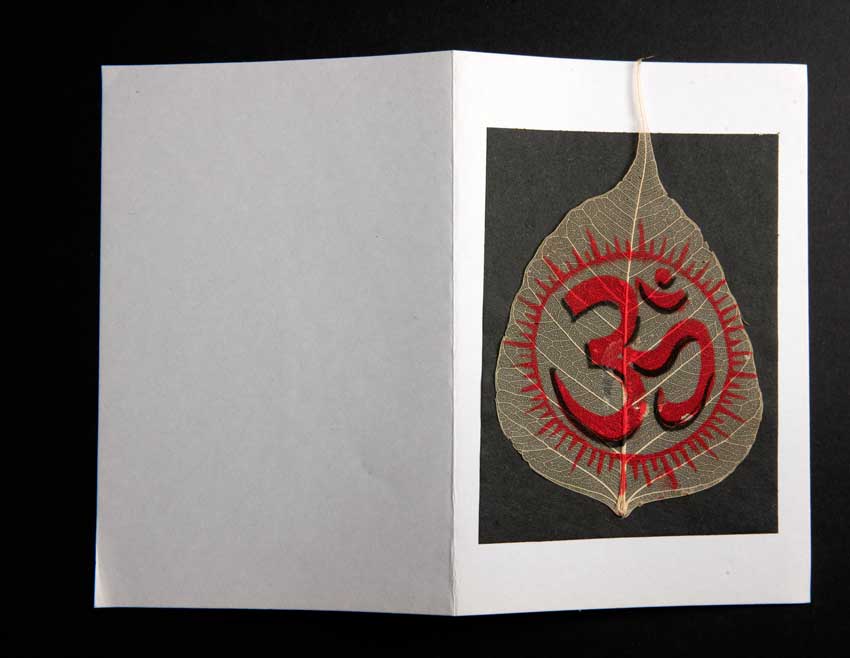 Carte Artisanale Om – Peinture Sur Feuille De Pipal