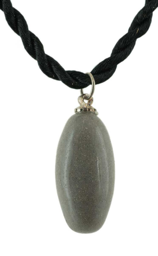 Pendentif Shiva Lingam En Pierre Roulée – Quartz Crypto-Cristallin