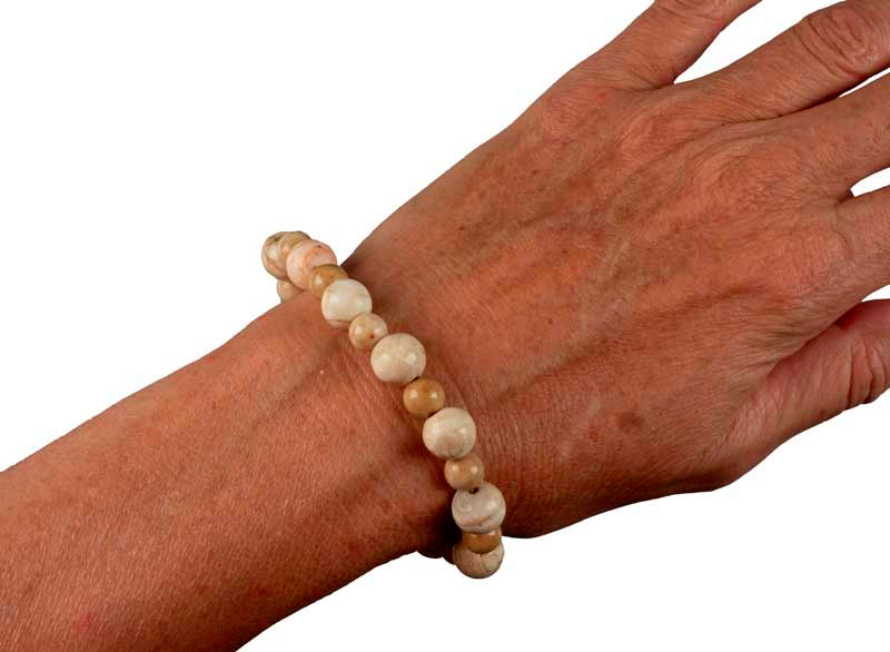 Bracelet coquillage du Népal – bracelet mala ethnique en coquillage fossilisé artisanal