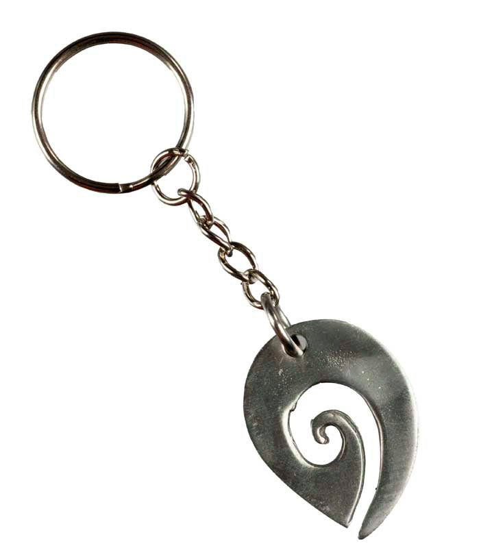 Bijou de Sac ou Porte-Clé Maori Koru en Métal – Symbole de Renouveau