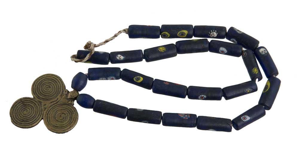 Collier Ethnique Naga Konyak En Perles De Verre Et Laiton – Artisanat Du Nagaland