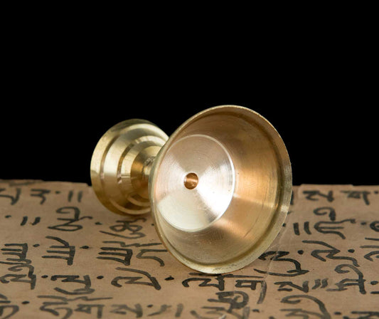 Lampe bouddhiste à beurre en laiton – lampe Dipa pour offrande de lumière