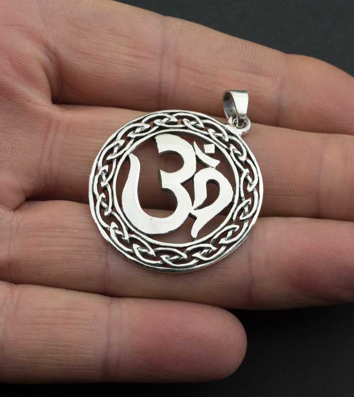 Pendentif Tibétain Om Sacré En Argent Massif 925