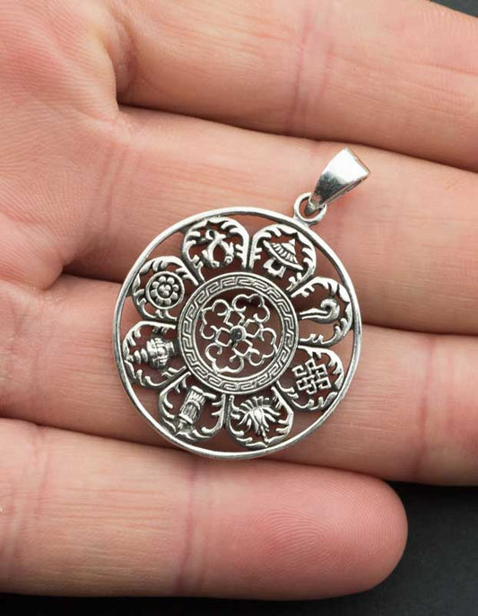 Pendentif Tibétain Astamangala – Symboles Auspicieux Bouddhistes en Argent Massif 925