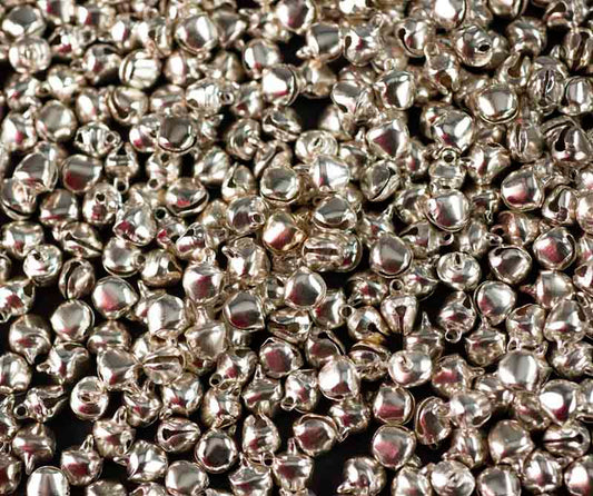 Lot de 50 ou 100 Mini Grelots en Métal Ø 10mm Argenté – Accessoires Créatifs Indiens