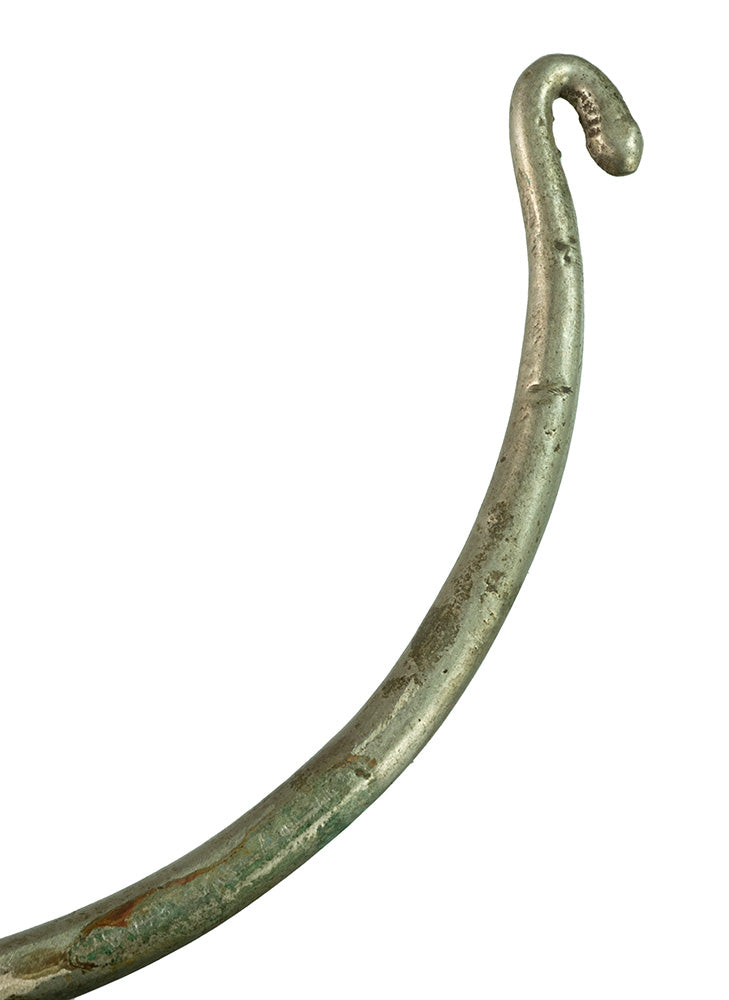 Collier Ethnique Hansuli Tharu – Ancienne Torque Décorative Du Népal