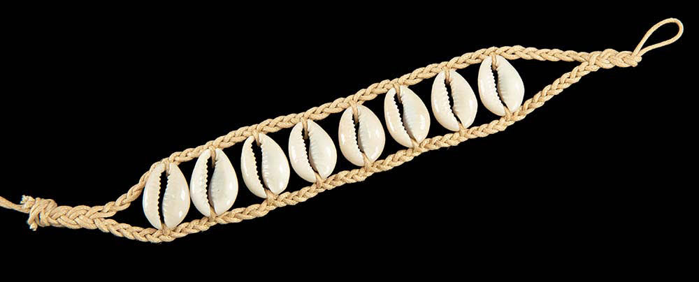 Bracelet Cauri en coquillages – Bijou ethnique artisanal