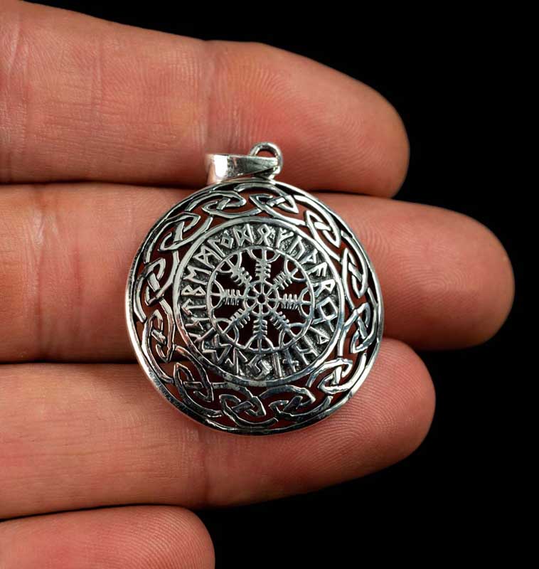 Pendentif Viking Aegishjalmur – Heaume de la Terreur en Argent Massif 925
