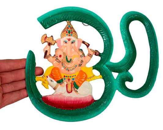 Décoration Murale Om avec Ganesh en Aluminium – Symbole Spirituel Hindou