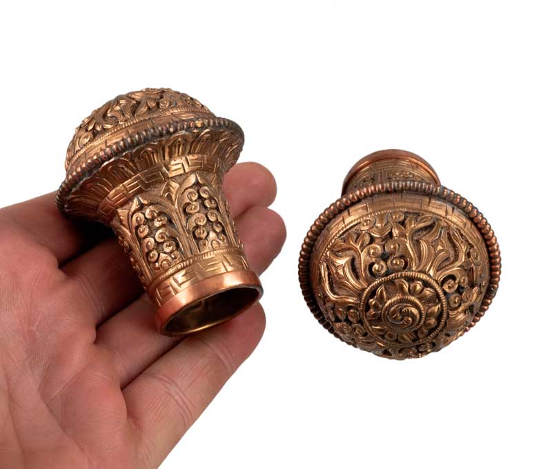 Embouts De Tringle Pour Thangka – Cuivre Repoussé Et Ciselé Du Népal