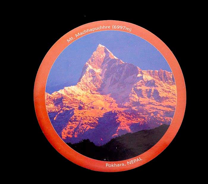 Sticker Intérieur Mont Machhapuchhre Sommet Tibétain 6997 m – Décoration Himalayenne