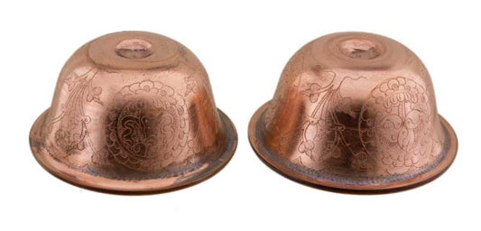7 Bols d'Offrande Tibétains en Cuivre Ciselé Ø 9 cm – Artisanat Traditionnel du Népal