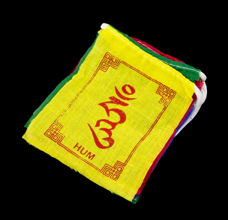 Mini Drapeaux de Prières Tibétains Om Mani Padme Hum – Guirlande Bouddhiste du Népal