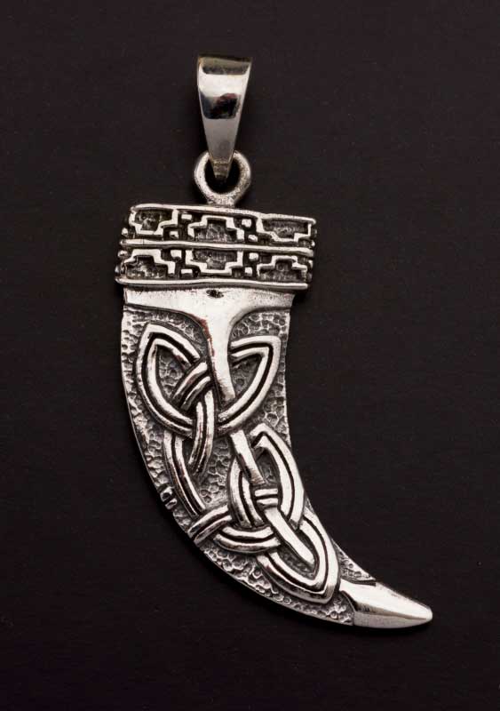 Pendentif dent / griffe de tigre Triquetra – symbole celte d’amour en argent massif 925