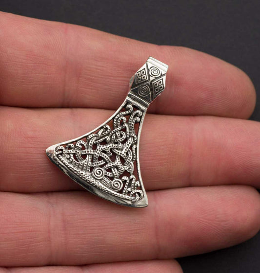 Pendentif Hache Viking et Nœud Celtique en Argent Massif 925