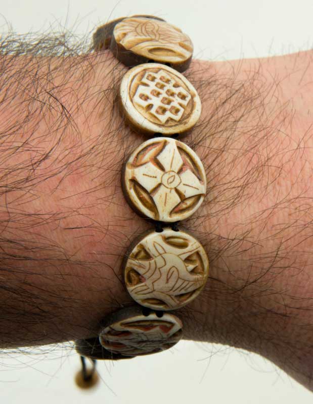 Bracelet Tibétain Astamangala en Corne de Yak – Symboles Auspicieux Bouddhistes