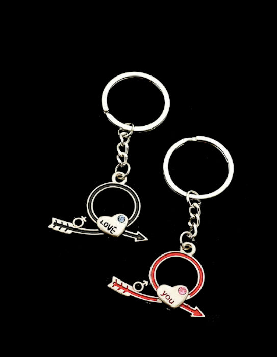 Lot de 2 Porte-Clés « I Love You » – Cœur et Flèche en Acier
