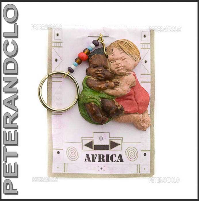 Porte-Clés Poupée Africaine en Résine – Artisanat d’Afrique du Sud
