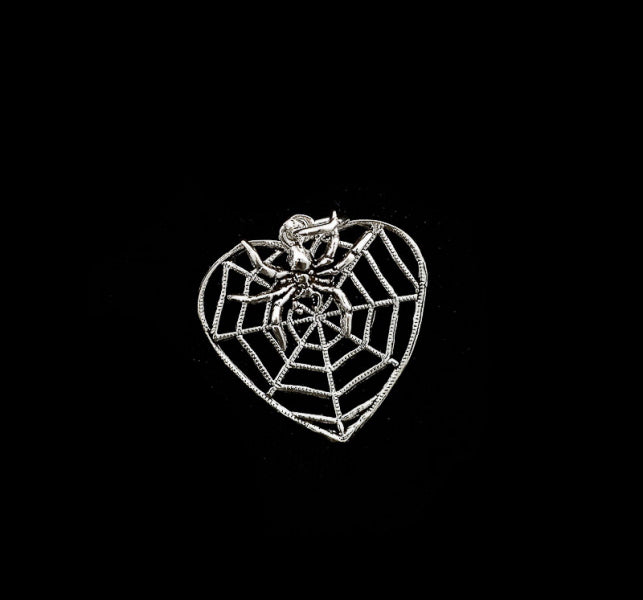 Pendentif araignée sur toile en argent 925 – Bijou celtique gothique