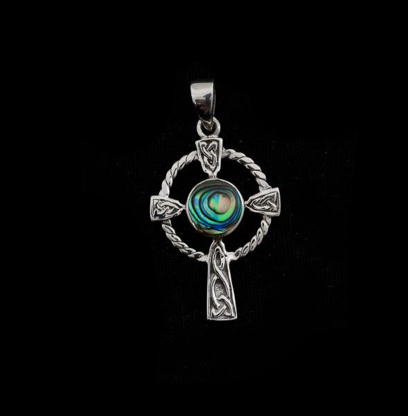 Pendentif croix celtique bretonne en nacre et argent 925 – Bijou symbolique et traditionnel