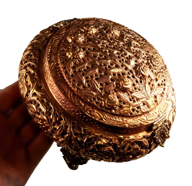 Grand brûleur d’encens tibétain en cuivre et laiton – boîte à bijoux ronde ajourée