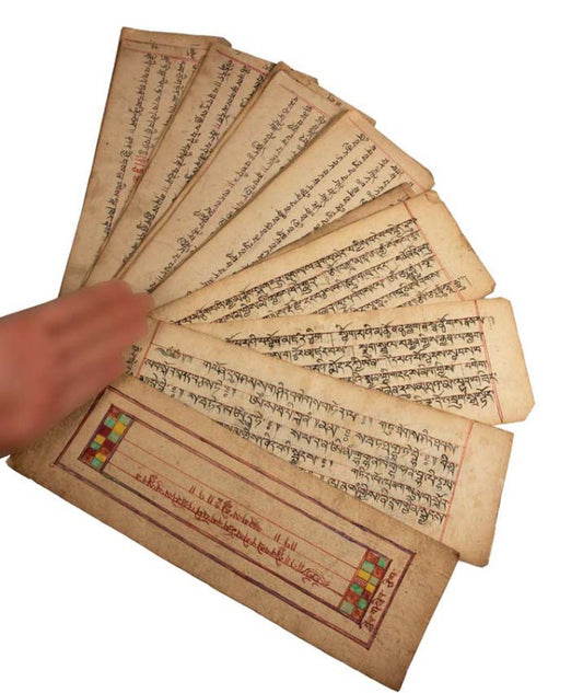 Manuscrit Pothi Bouddhiste Tibétain Ancien – Pages de Prières Manuscrites du Népal