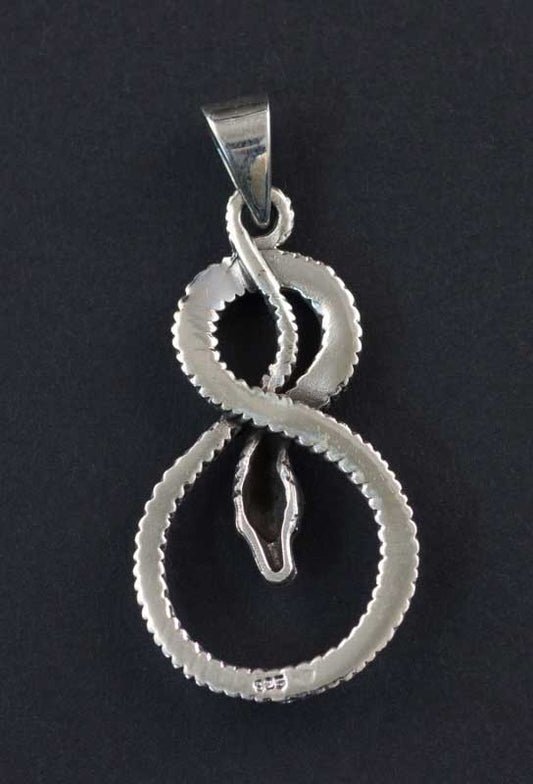 Pendentif tibétain serpent cobra Naja en argent massif 925 – Bijou protecteur artisanal