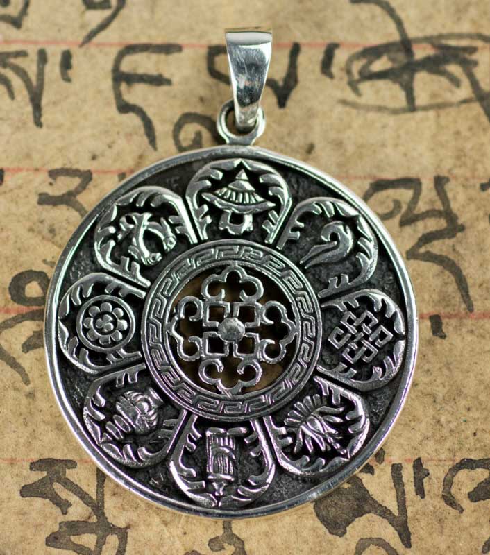Pendentif Tibétain Astamangala – Symboles Auspicieux Bouddhistes en Argent Massif 925