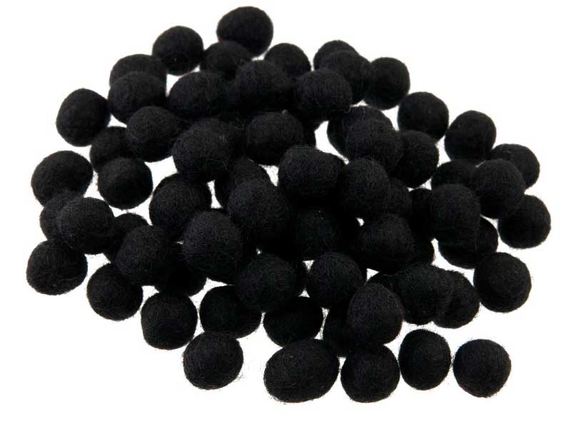 Perles en Feutrine de Laine Noire 13 à 14 mm – Lot de 50 – Artisanat du Népal