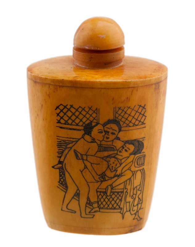 Ancienne Tabatière Kamasutra – Fiole à Tabac Artisanale du Népal