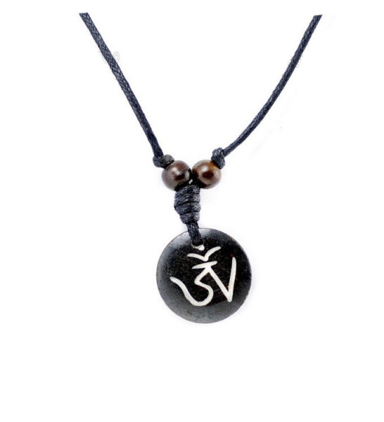Collier Pendentif Om Mani Padme Aum Tibétain