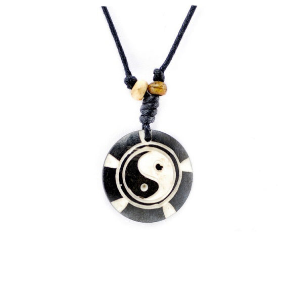 Collier Pendentif Yin Yang Tibétain en Os de Yak