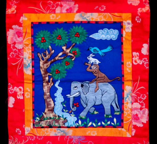 Thangka Des 4 Amis Et Des 4 Frères Harmonieux – Broderie Bouddhiste Du Népal