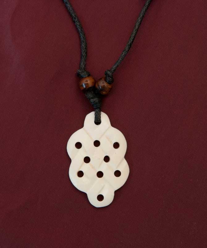 Collier Pendentif Équitable Tibétain Ethnique Tribal Nœud Sans Fin Infini