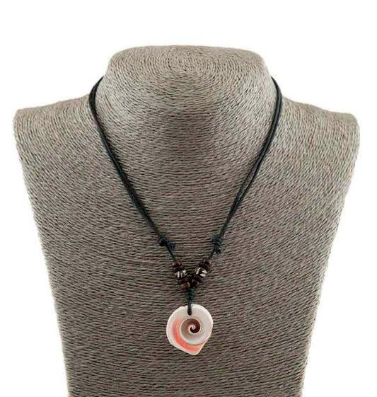 Collier Œil de Sainte Lucie en coquillage – Bijou ethnique artisanal