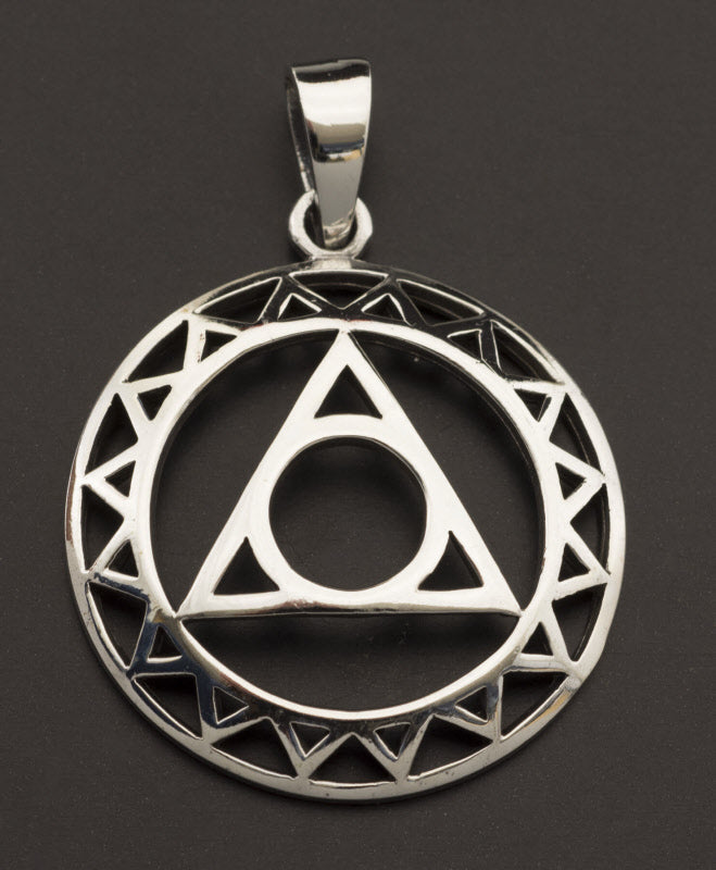 Pendentif de Loge en Argent 925 – Symbole Maçonnique Delta Lumineux
