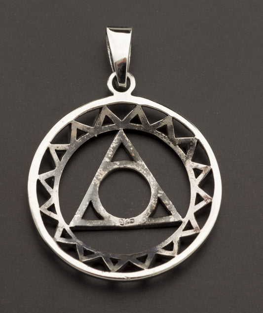 Pendentif de Loge en Argent 925 – Symbole Maçonnique Delta Lumineux