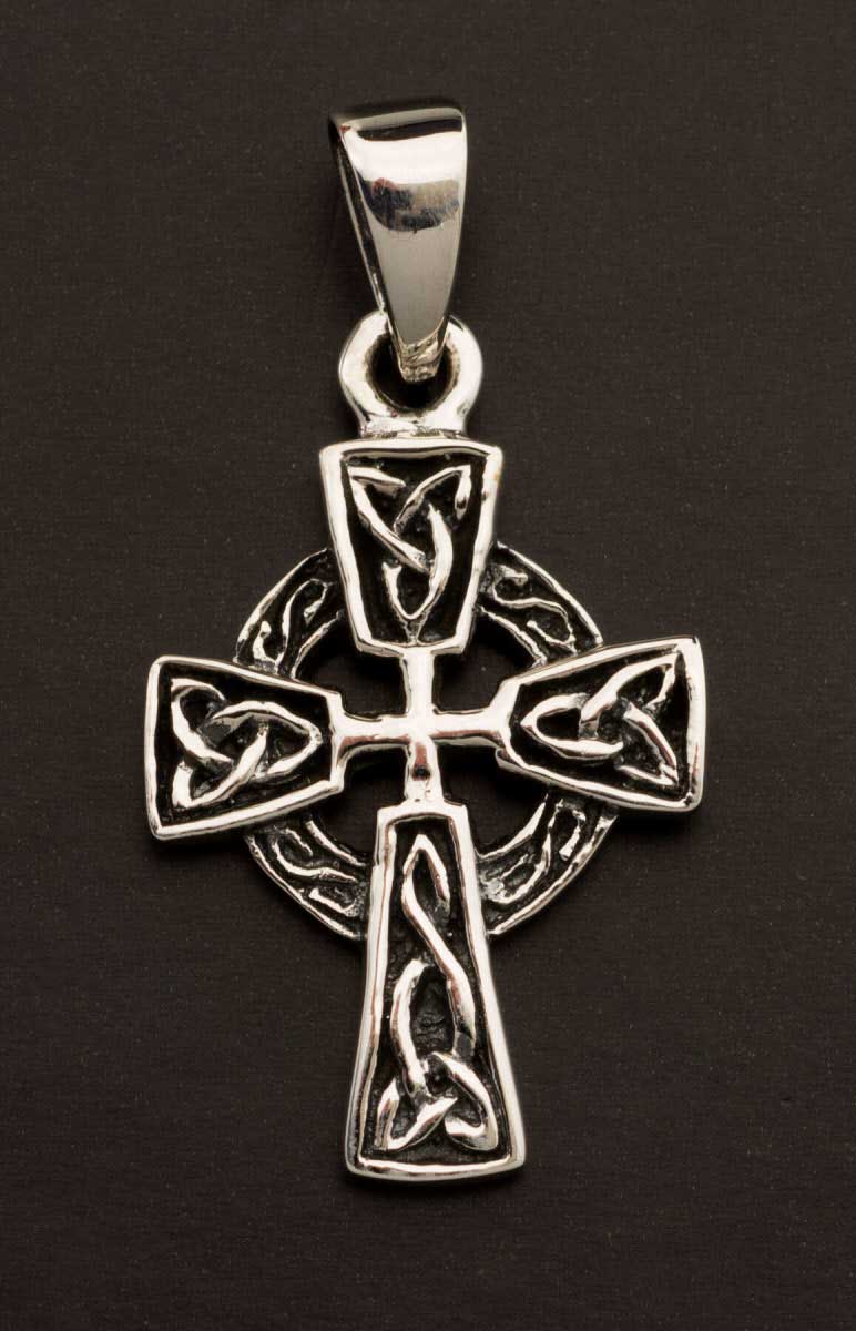 Pendentif croix celtique en argent 925 – Bijou ethnique et symbolique artisanal