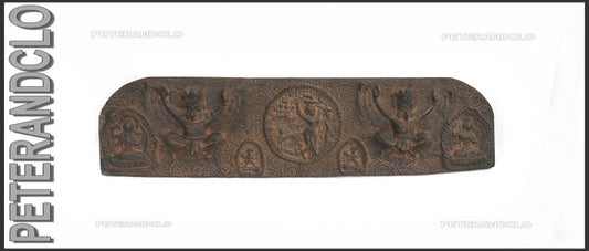 Stèle Népalaise de Garuda – Sculpture Traditionnelle en Bois