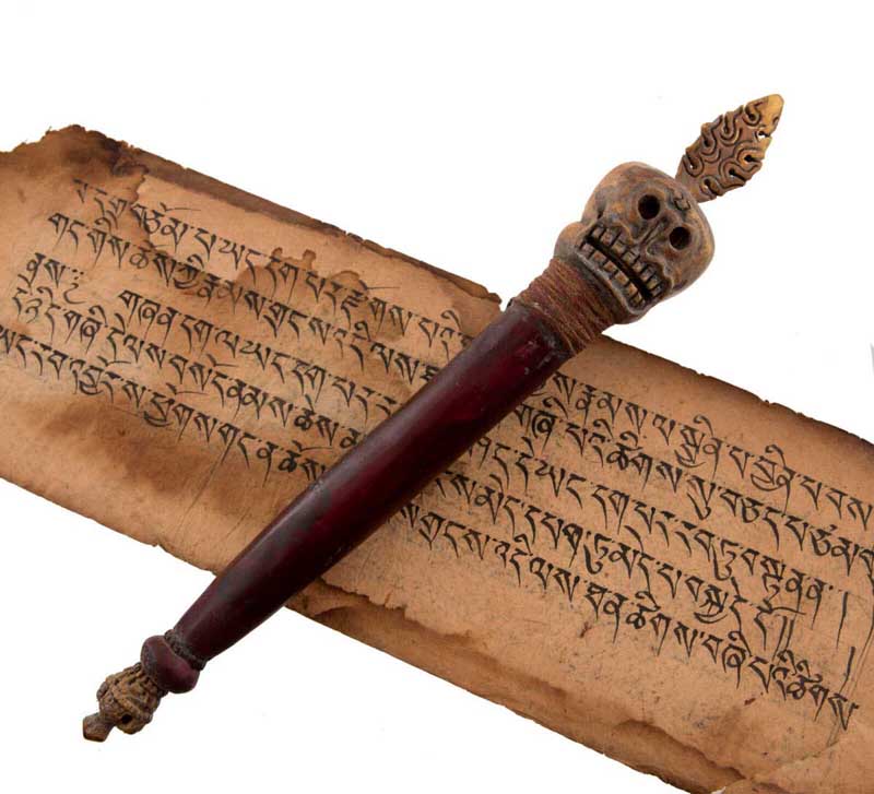 Khatvanga Tibétain en Bois et Os de Bovin – Sceptre Rituel Bouddhiste Tantrique