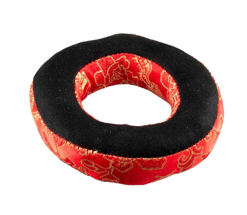 Coussin pour Bol Tibétain Chantant en Brocart Rouge Ø9cm – Artisanat du Népal