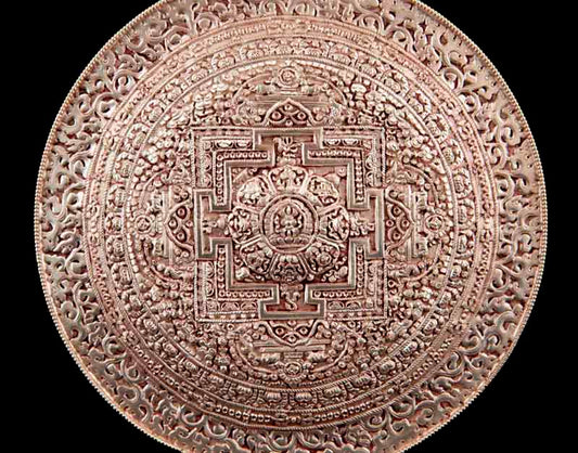 Mandala Bouddhiste Tibétain En Cuivre Argenté 23,5 cm – Symboles Ashtamangala Du Népal