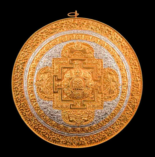 Mandala Bouddhiste Tibétain En Cuivre Doré Et Argenté 23,5 cm – Symboles Ashtamangala Du Népal