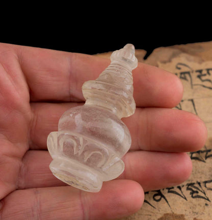 Chorten Stupa Tibétain En Cristal De Roche Quartz – Objet Sacré Du Népal